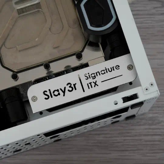 "Signature ITX" Meshlicious SFF Watercooling Build