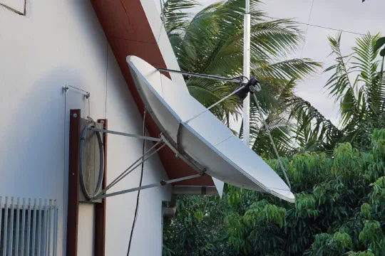 Making a mount for a large dish antenna for QO-100